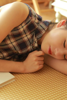 善良美丽女邻居hd2中文